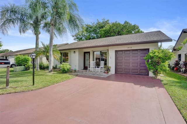 1622 SW 19th Avenue, sold in The Meadows Of Crystal La, Deerfield Beach, FL