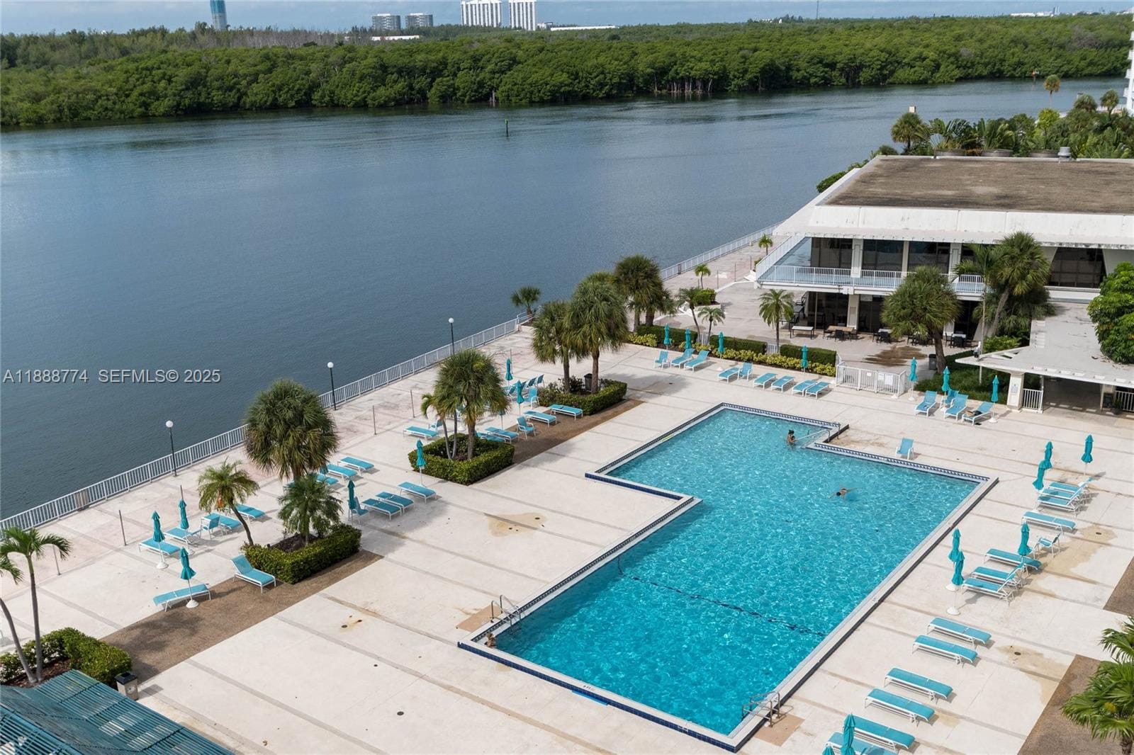 300 Bayview Drive 716, Sunny Isles Beach, FL 33160 photo 23
