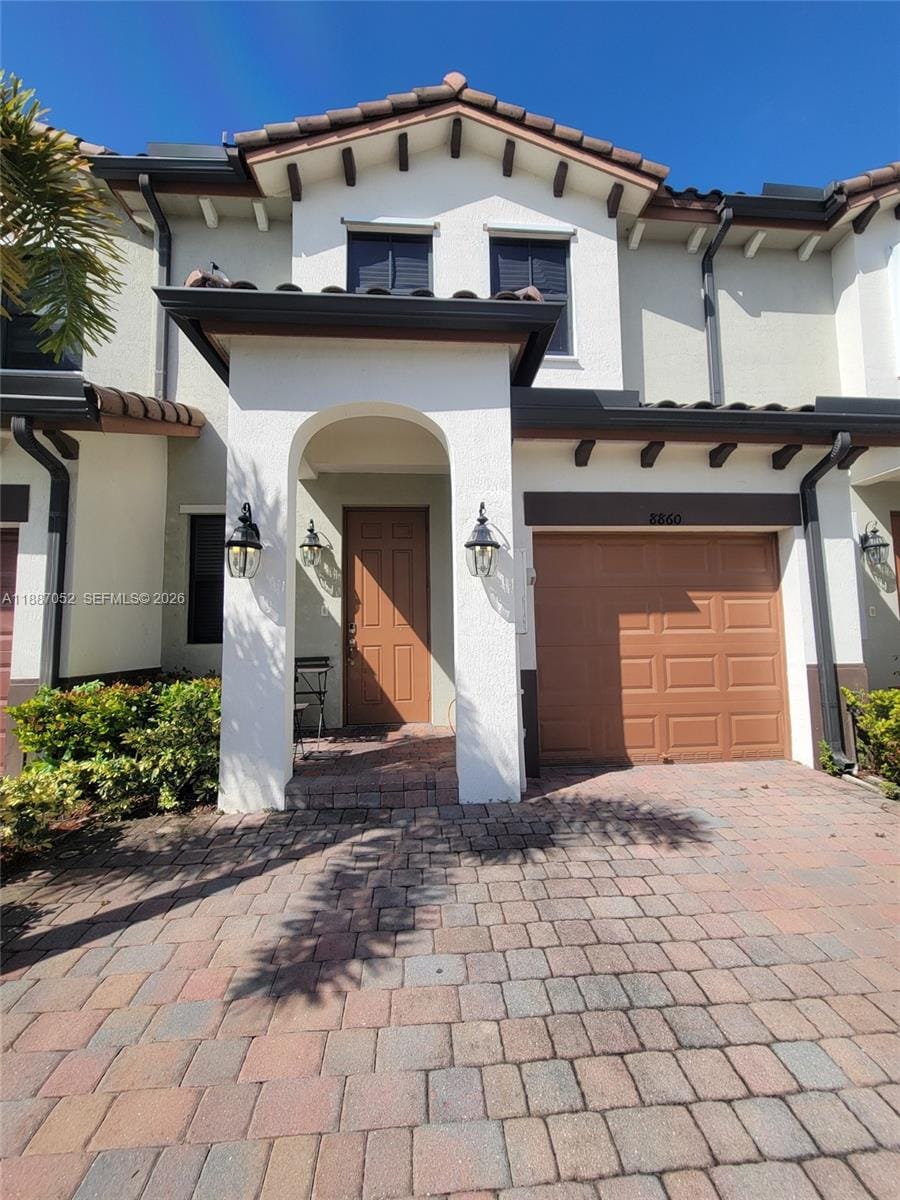 8860 NW 103rd Path, Doral, FL 33178 photo 3