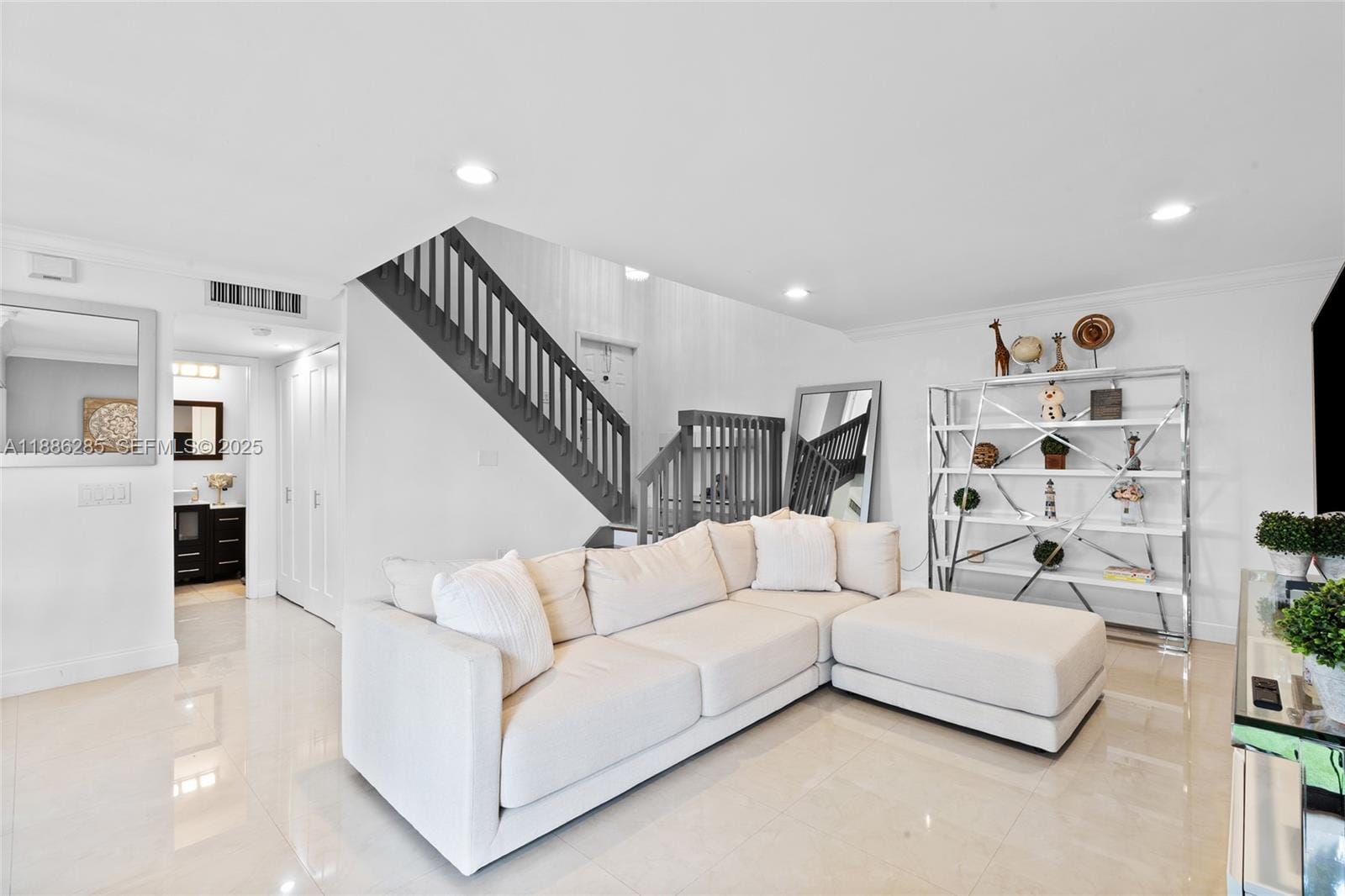 4853 SW 152nd Court B-39, Miami, FL 33185 photo 9