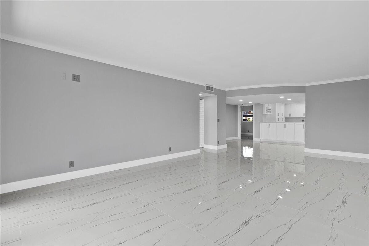 3040 Lake Shore Drive 101, Riviera Beach, FL 33404 photo 13