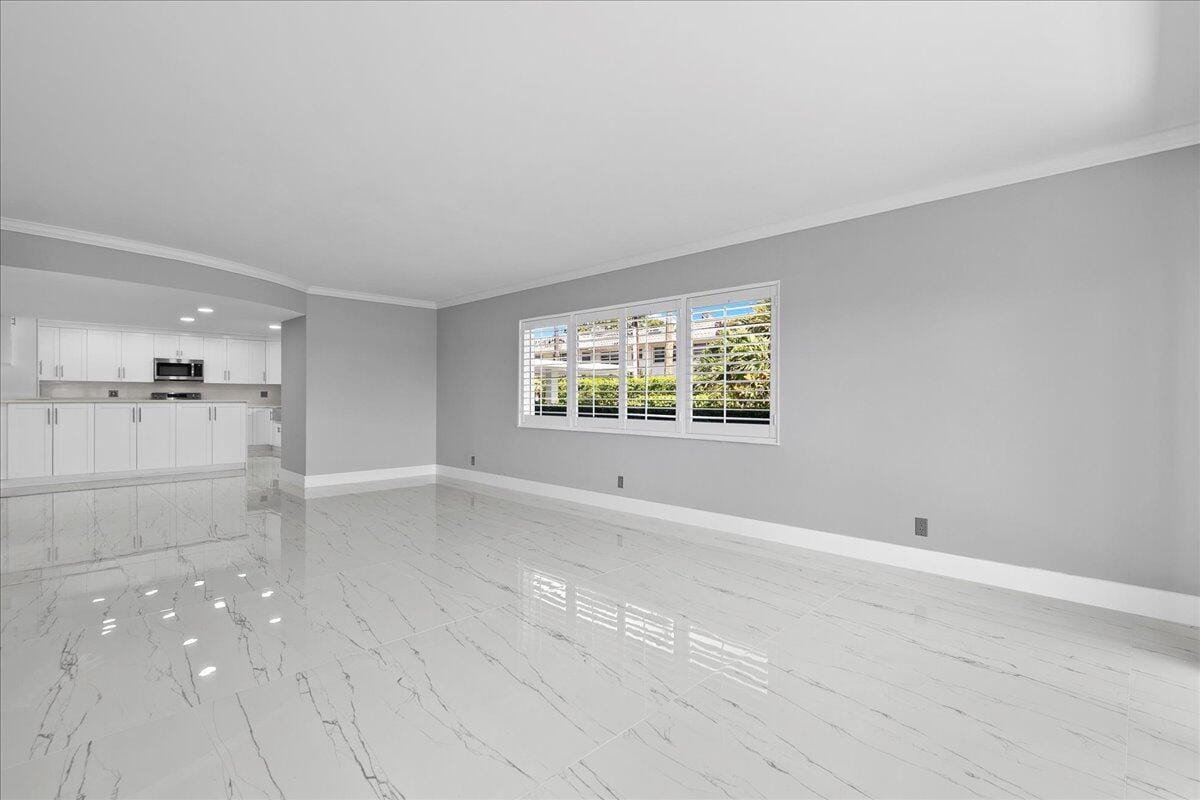 3040 Lake Shore Drive 101, Riviera Beach, FL 33404 photo 14