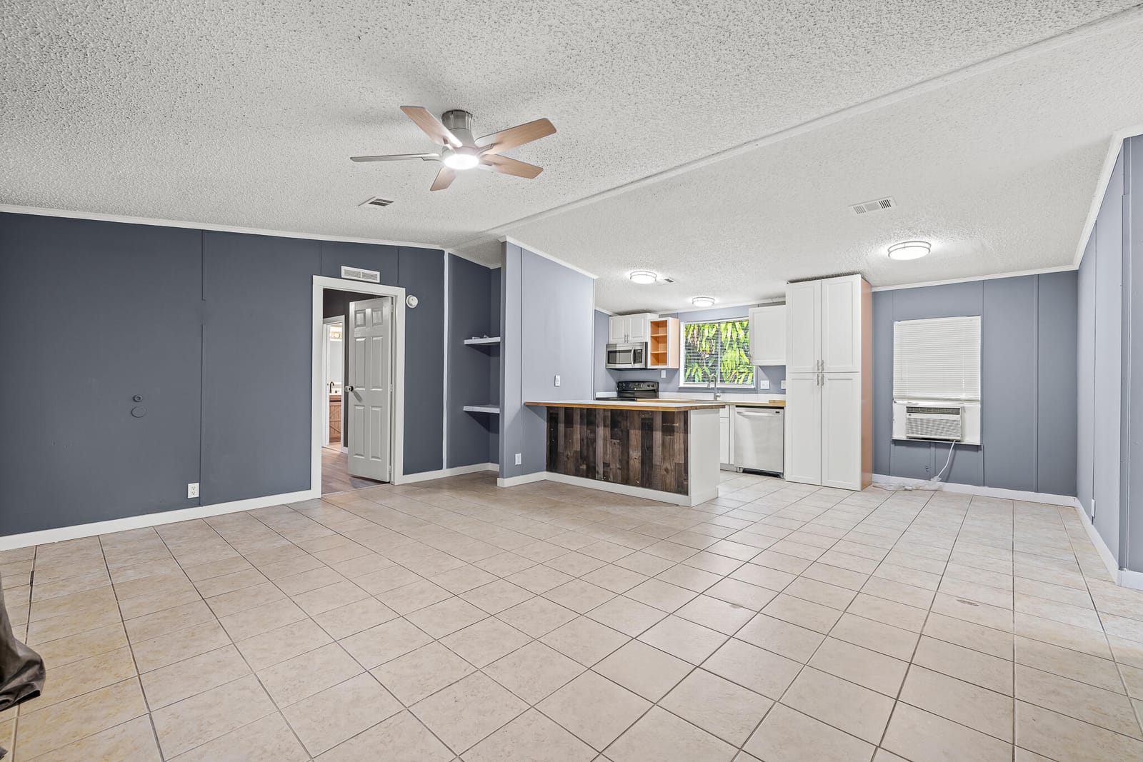 10592 SW Sandalfoot Boulevard, Boca Raton, FL 33428 photo 6