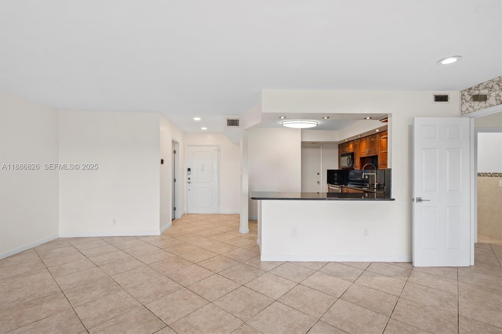 200 Diplomat Parkway 825 — photo 12