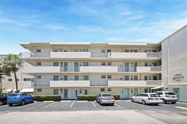 1333 E Hallandale Beach Boulevard 104, sold in April Breeze, Hallandale Beach, FL