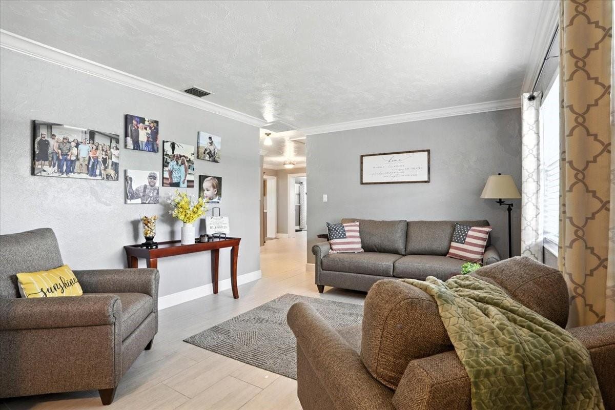 15835 SW Osceola — photo 3