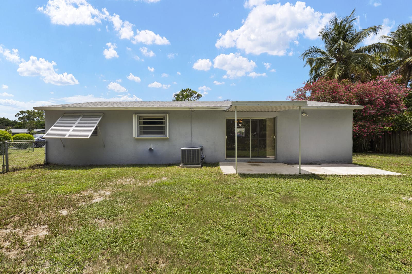 2402 Pinecrest Court, West Palm Beach, FL 33415 photo 22
