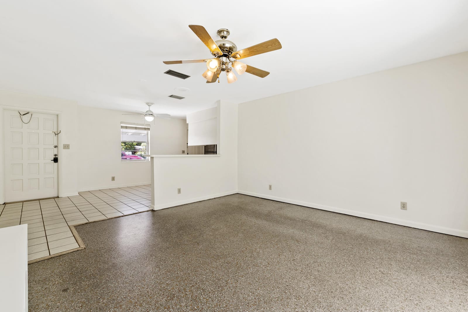 2402 Pinecrest Court, West Palm Beach, FL 33415 photo 6