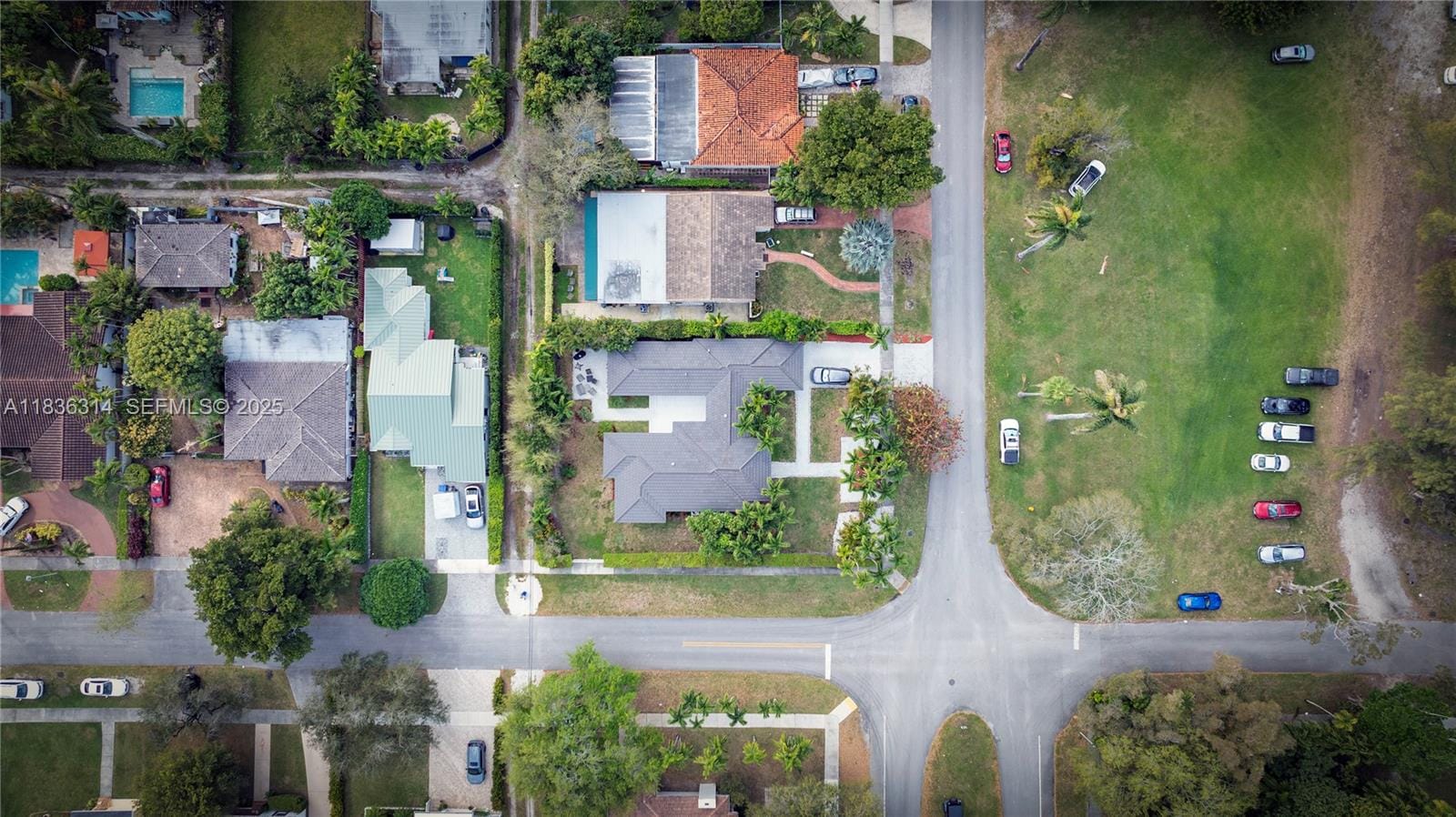 380 Morningside Drive, Miami Springs, FL 33166 photo 25