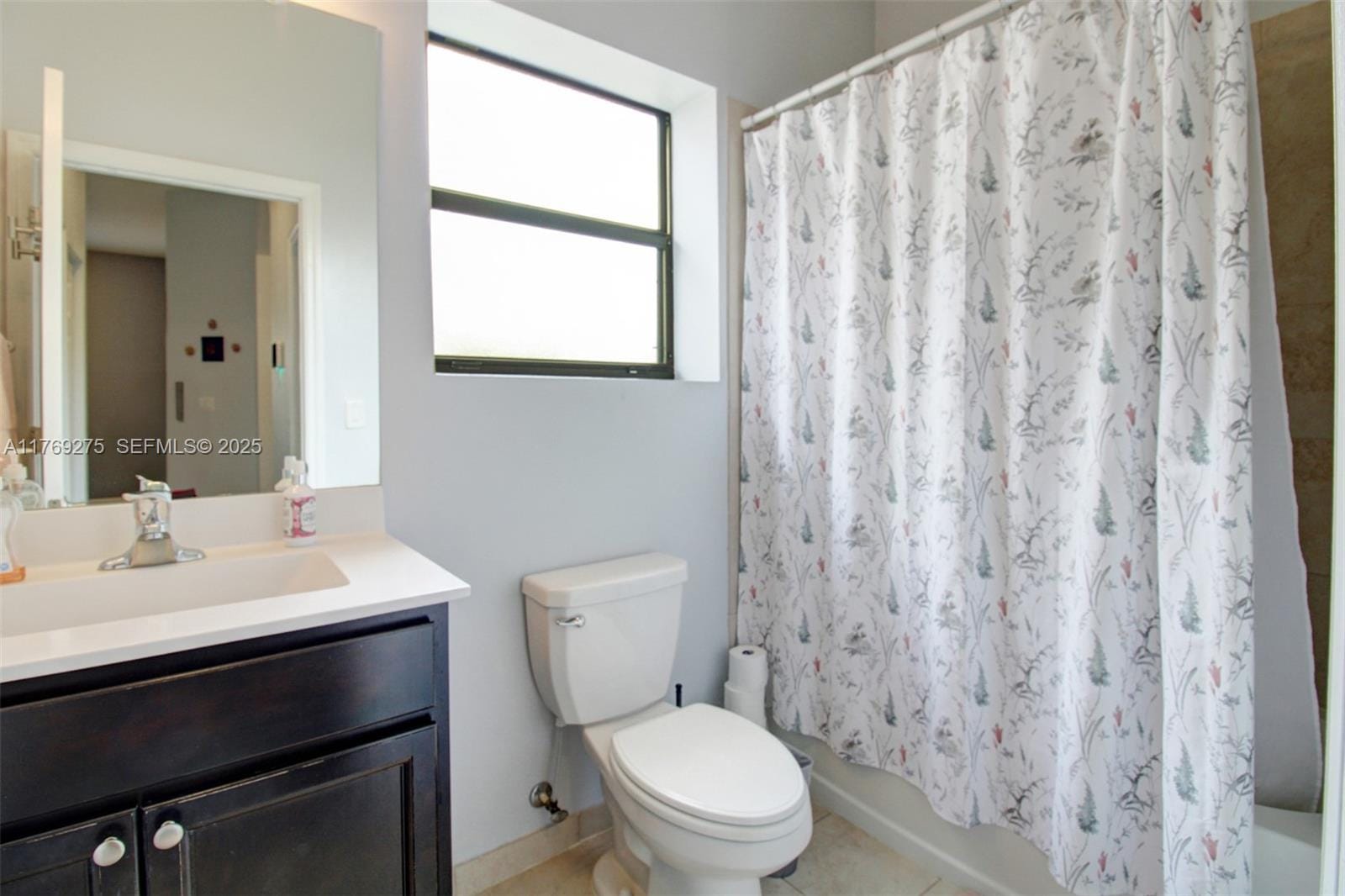 2391 NE 2nd Drive, Homestead, FL 33033 photo 11