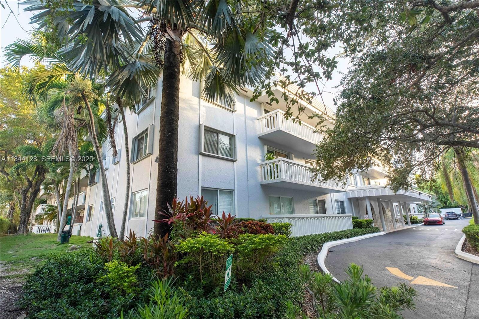 100 Edgewater Drive 336, Coral Gables, FL 33133 photo 22