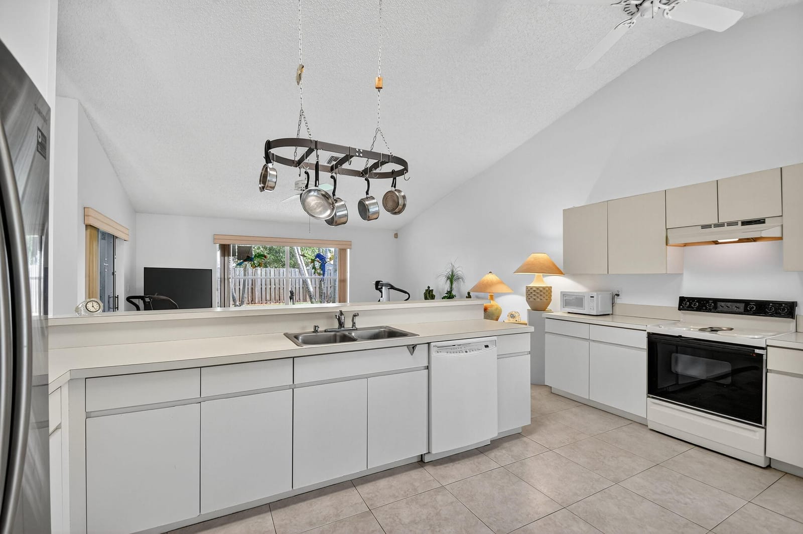 5669 Descartes Circle, Boynton Beach, FL 33472 photo 13