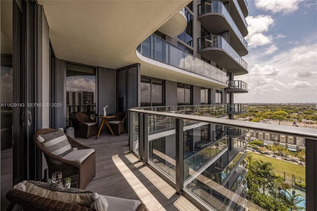 121 NE 34th Street 1514, Miami, FL 33137
