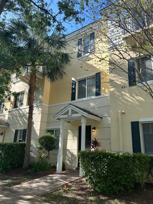 3603 NW 5th Ter Terrace, sold in Vistazo At Boca Raton, Boca Raton, FL