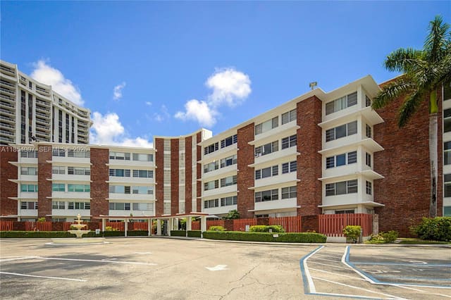 1700 NE 105th Street 203, sold in The Shores Condo, Miami Shores, FL