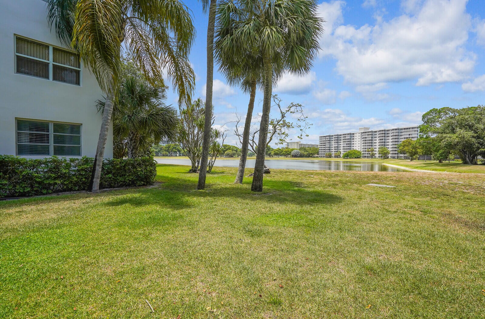 2751 N Palm Aire Drive 404, Pompano Beach, FL 33069 photo 24