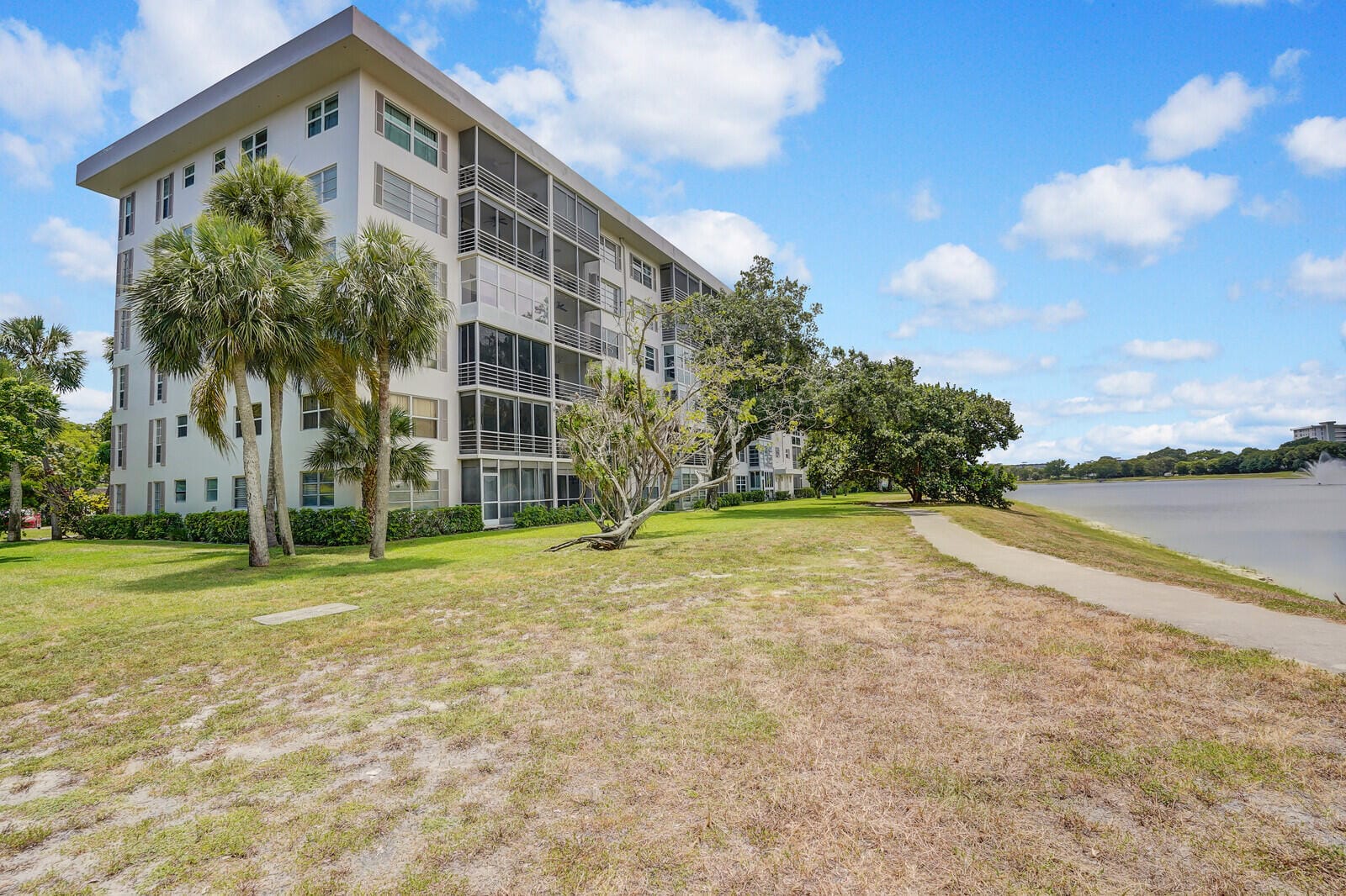 2751 N Palm Aire Drive 404, Pompano Beach, FL 33069 photo 27