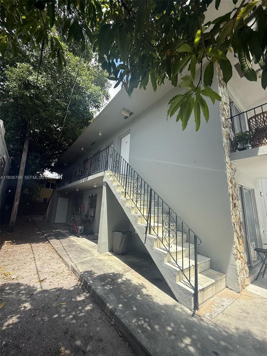 414 SW 15th Avenue, Miami, FL 33135 photo 3