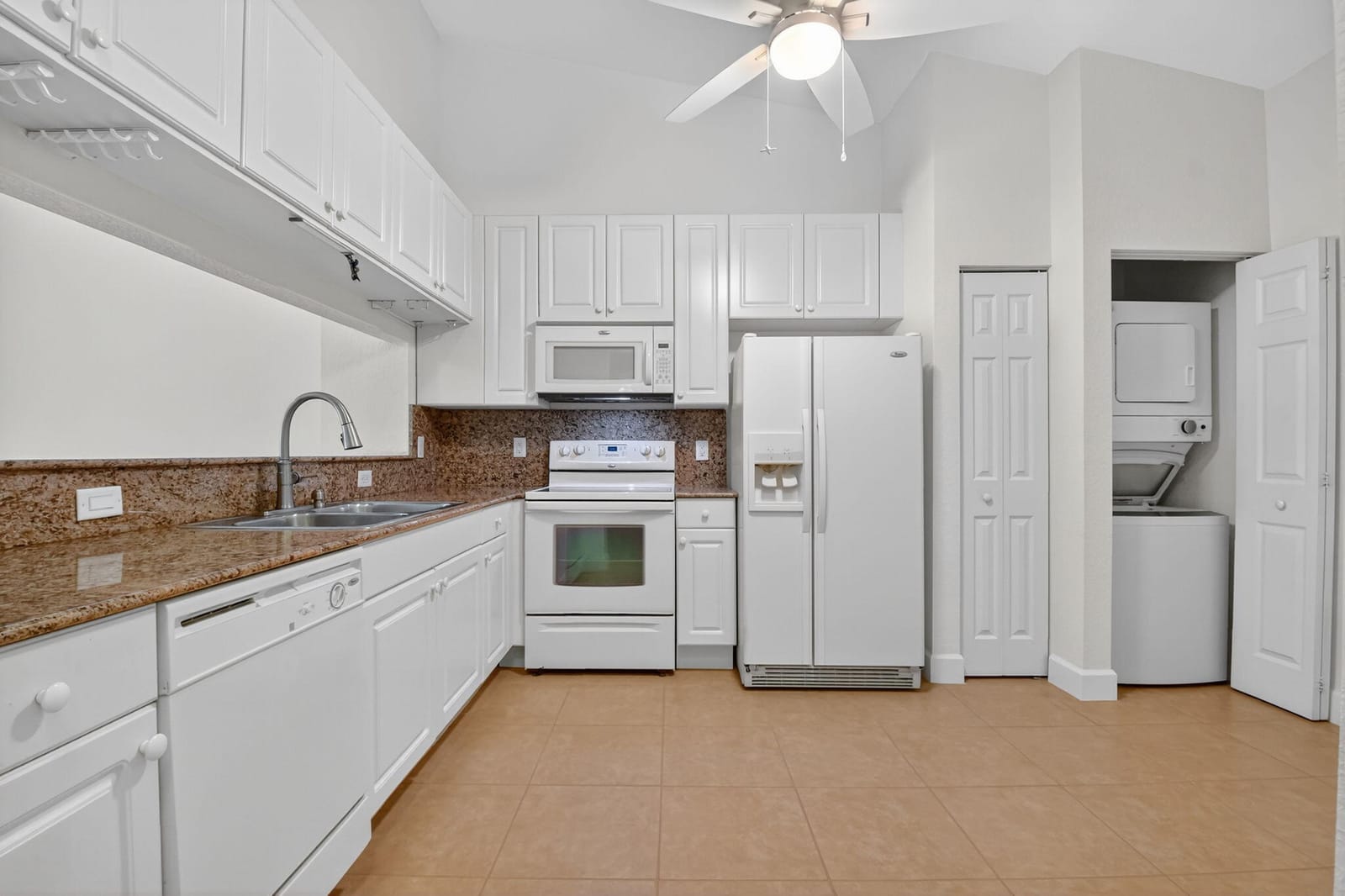 4720 Lucerne Lakes Boulevard 809, Lake Worth, FL 33467 photo 12