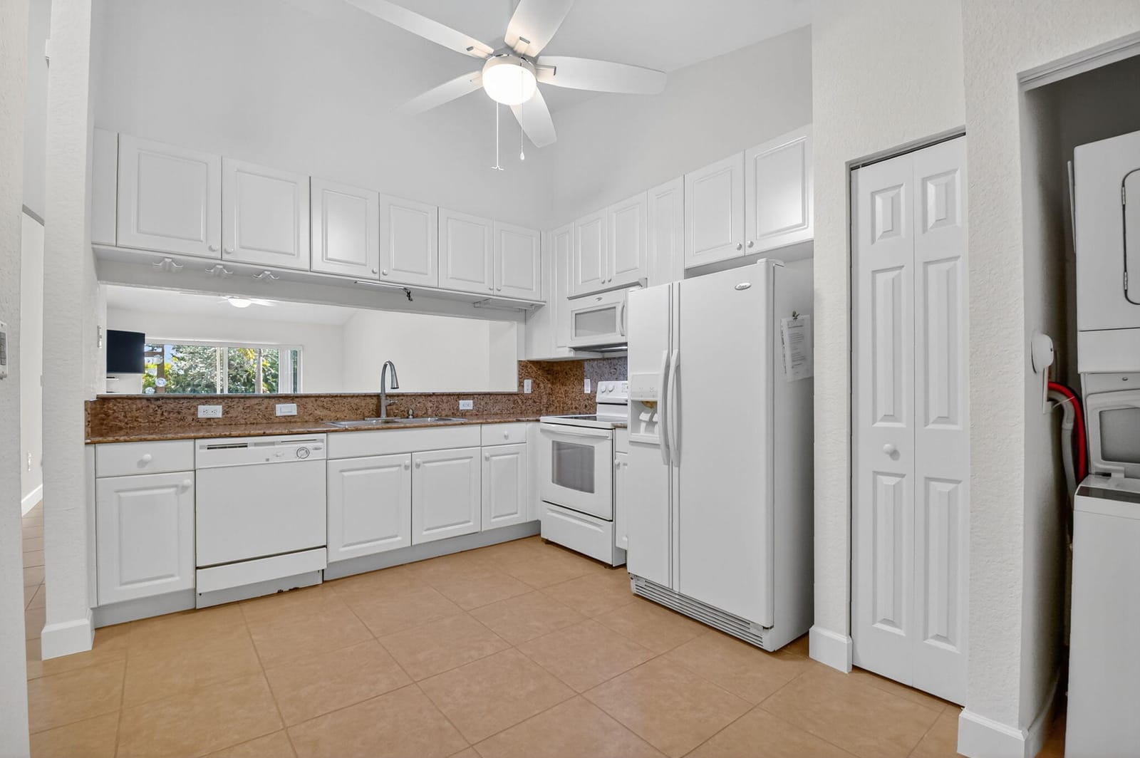 4720 Lucerne Lakes Boulevard 809, Lake Worth, FL 33467 photo 13