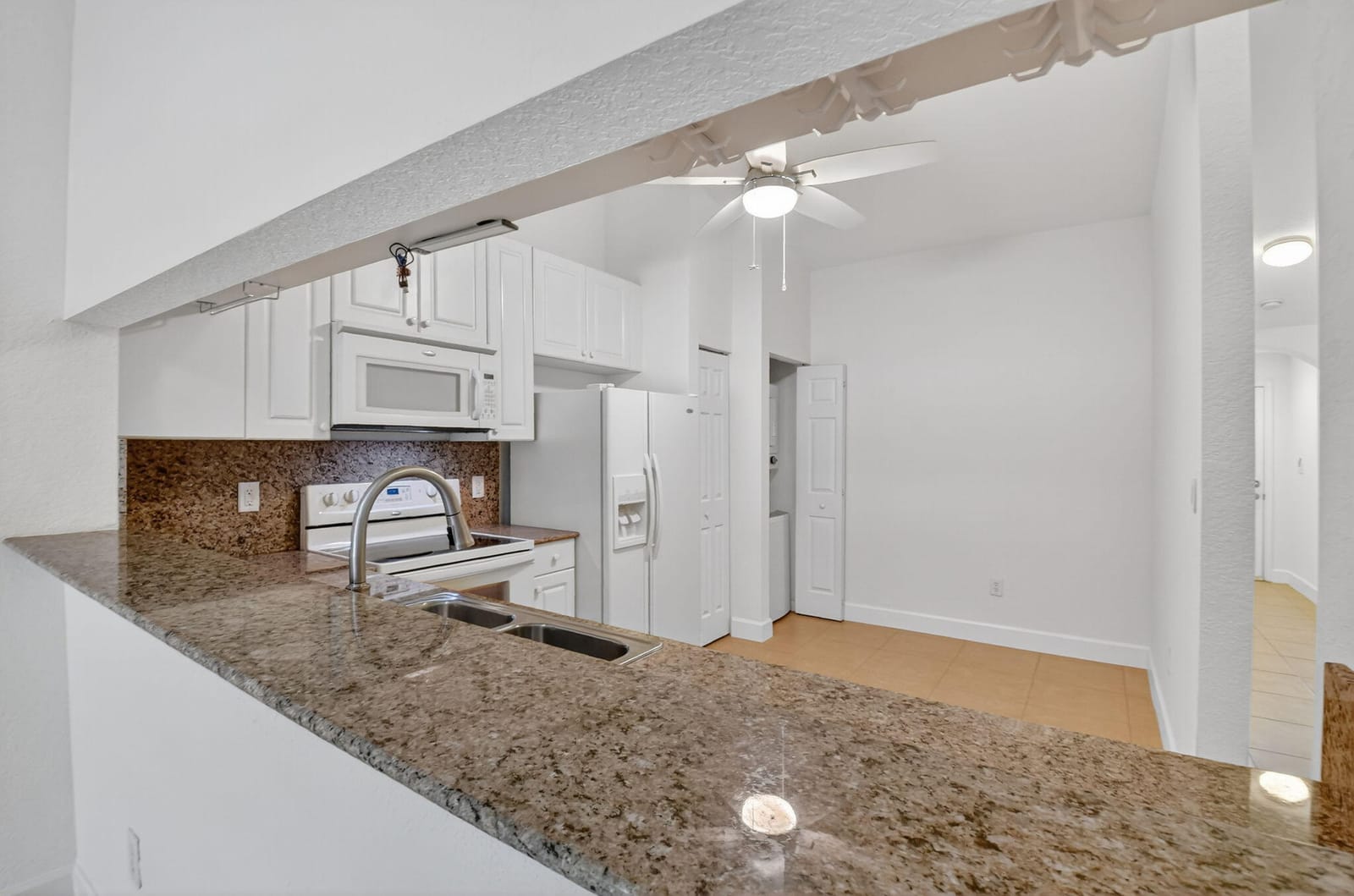 4720 Lucerne Lakes Boulevard 809, Lake Worth, FL 33467 photo 15