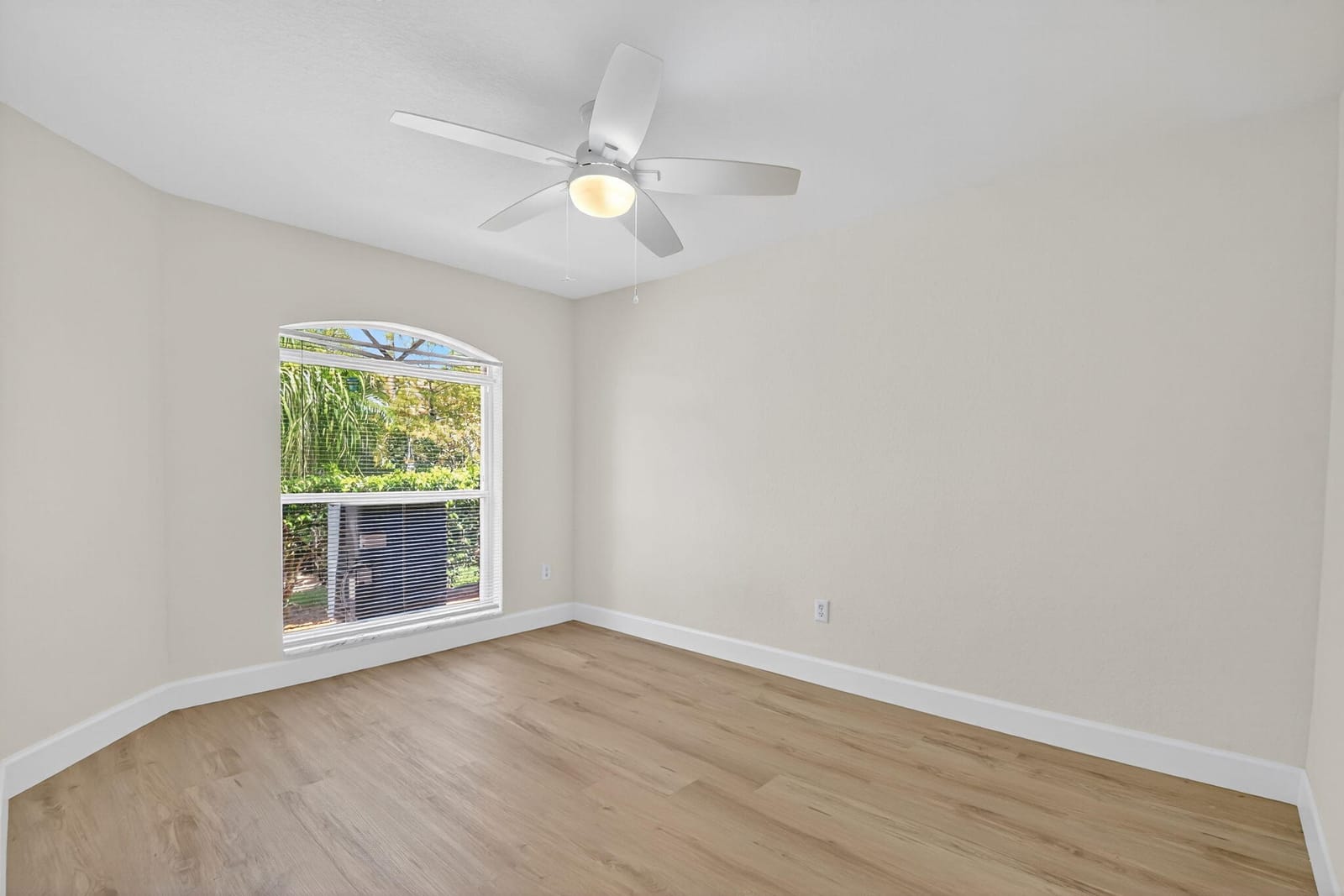 4720 Lucerne Lakes Boulevard 809, Lake Worth, FL 33467 photo 7