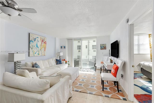 345 Ocean Drive 211, Ocean Point, Miami Beach, FL