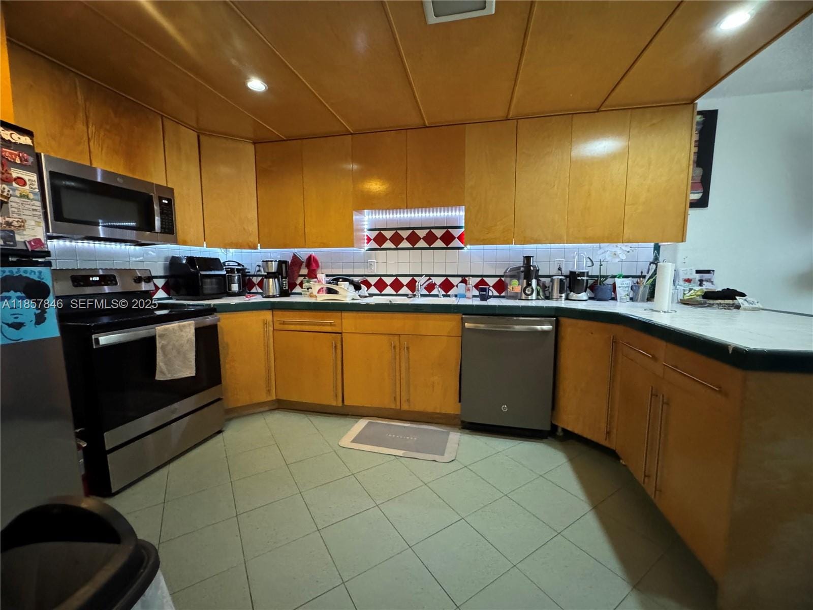 6445 SW 116th Place A, Miami, FL 33173 photo 6
