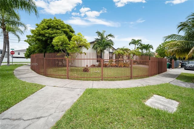 21062 SW 126th Court, Miami, FL 33177