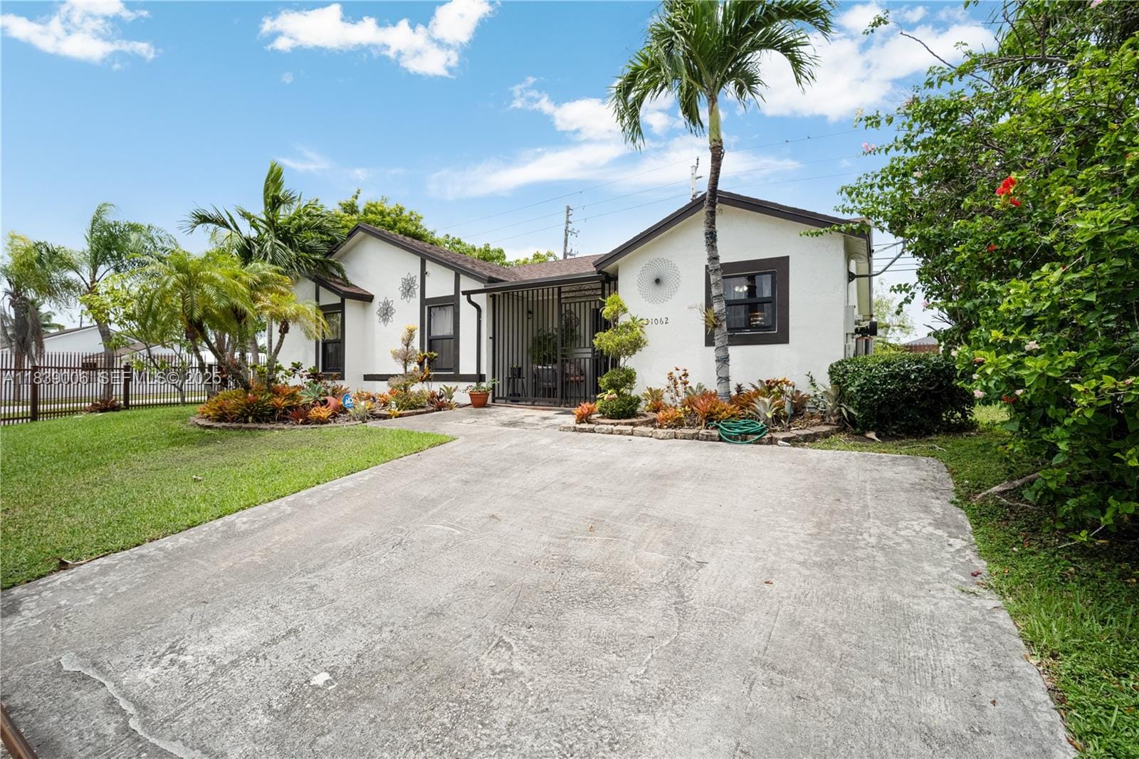 21062 SW 126th Court, Miami, FL 33177 photo 2