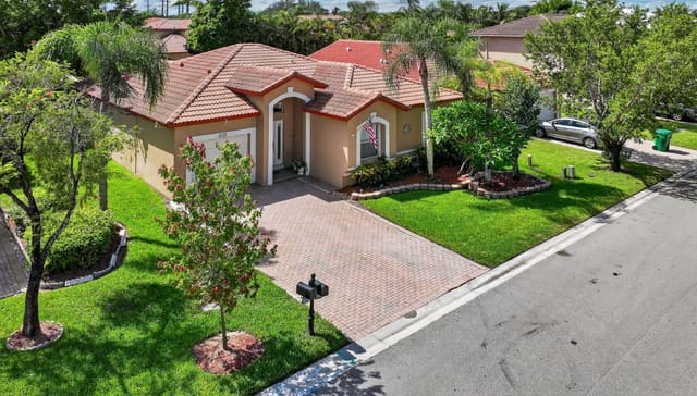 6118 NW 41st Drive, Coral Springs, FL 33067