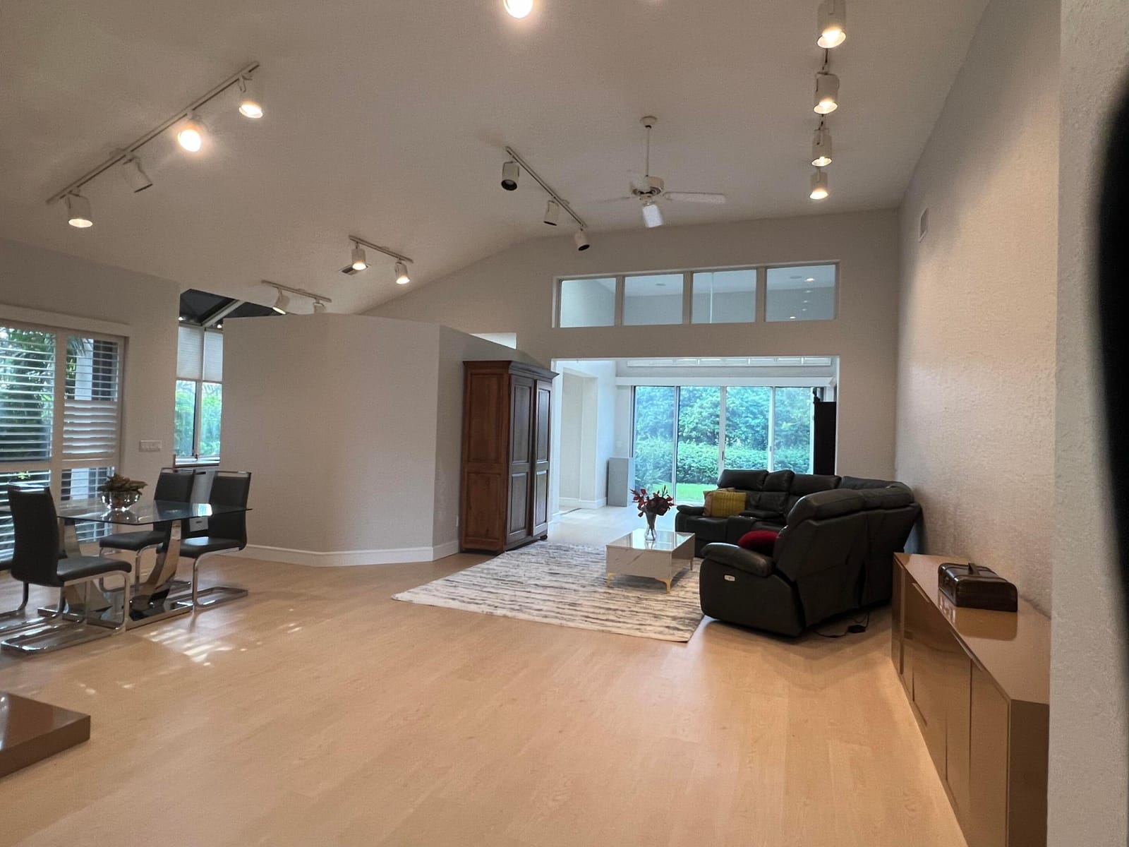 6142 Evian Place — photo 2