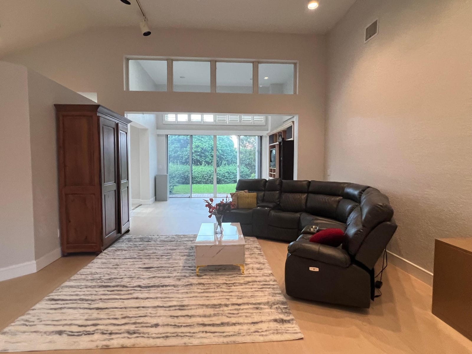 6142 Evian Place — photo 8
