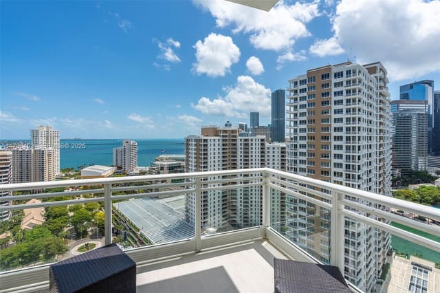 900 Brickell Key Boulevard 2104, sold in Asia Condo, Miami, FL