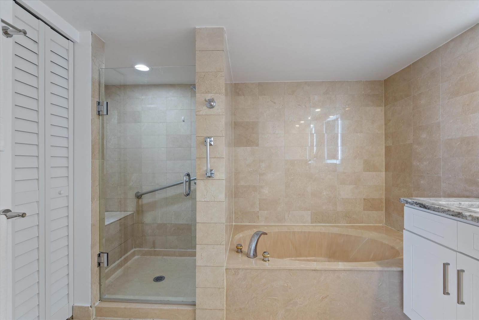3450 S Ocean Boulevard 401, Highland Beach, FL 33487 photo 17