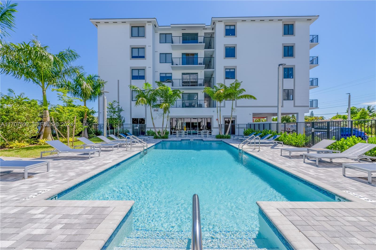 1080 NE 215th Street 01-519, FL 33179, Miami
