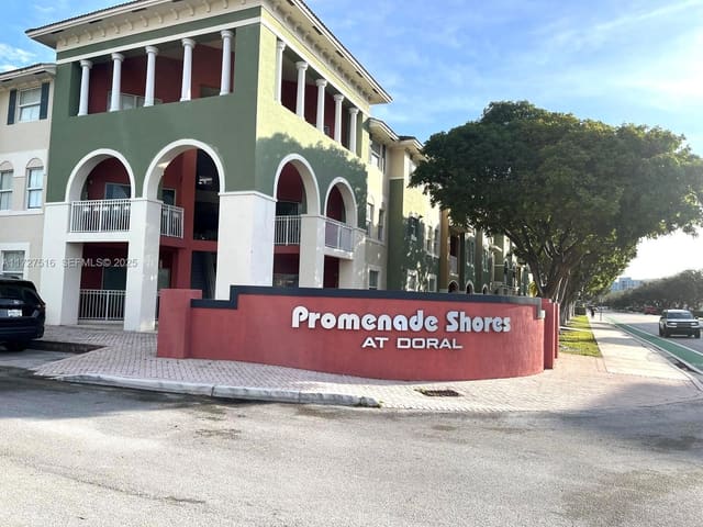 10902 NW 83rd Street 112, Doral, FL 33178