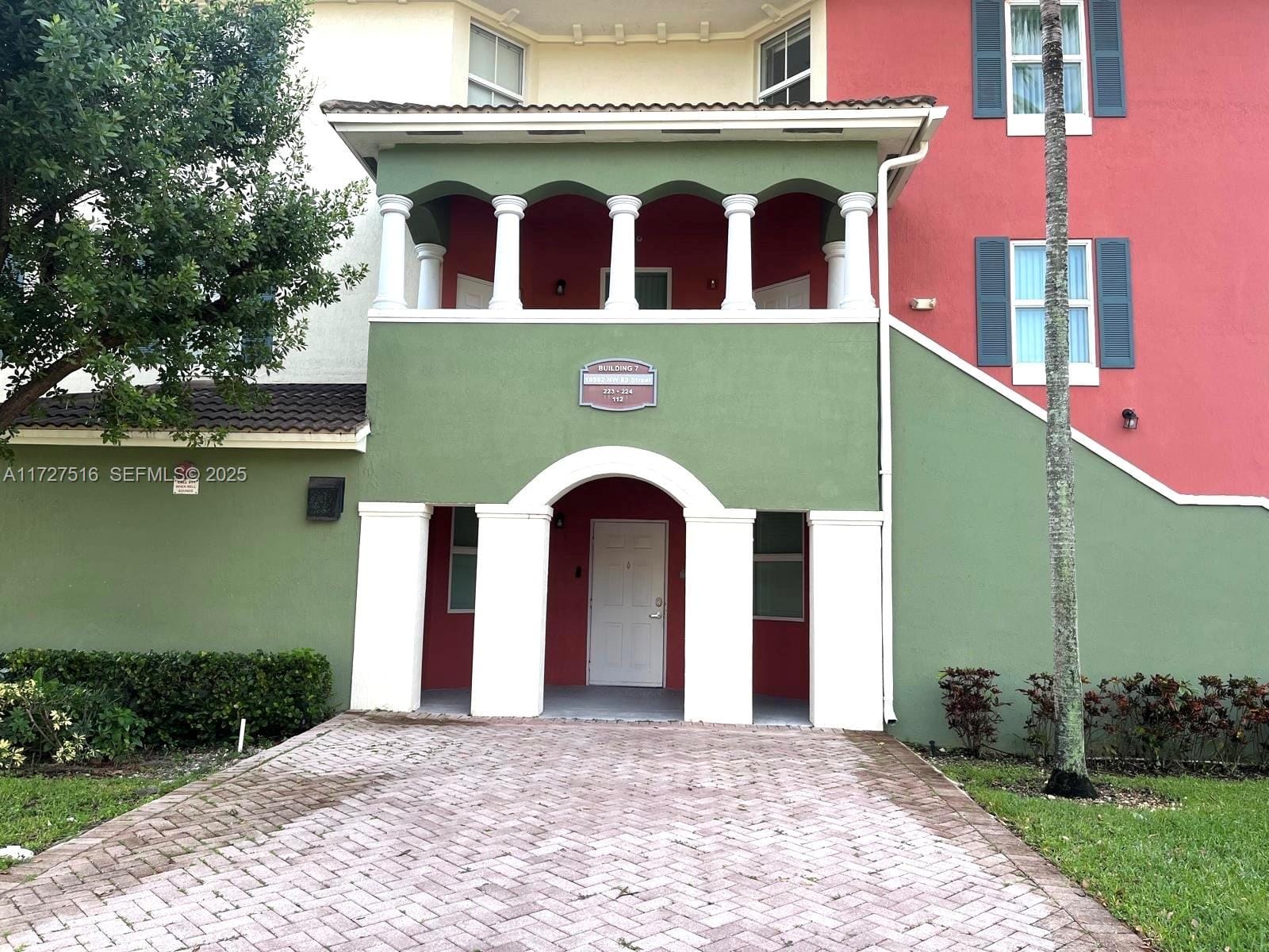 10902 NW 83rd Street 112, Doral, FL 33178 photo 2