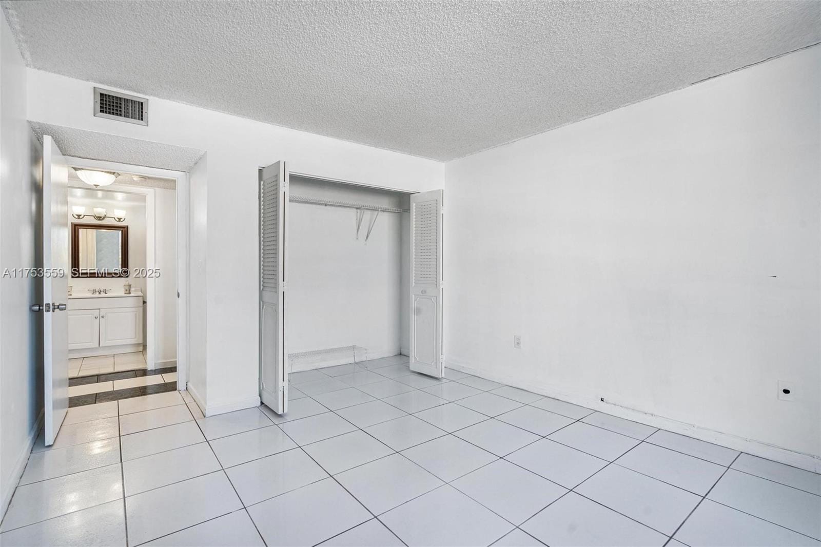 7300 Wayne Avenue 317 — photo 11