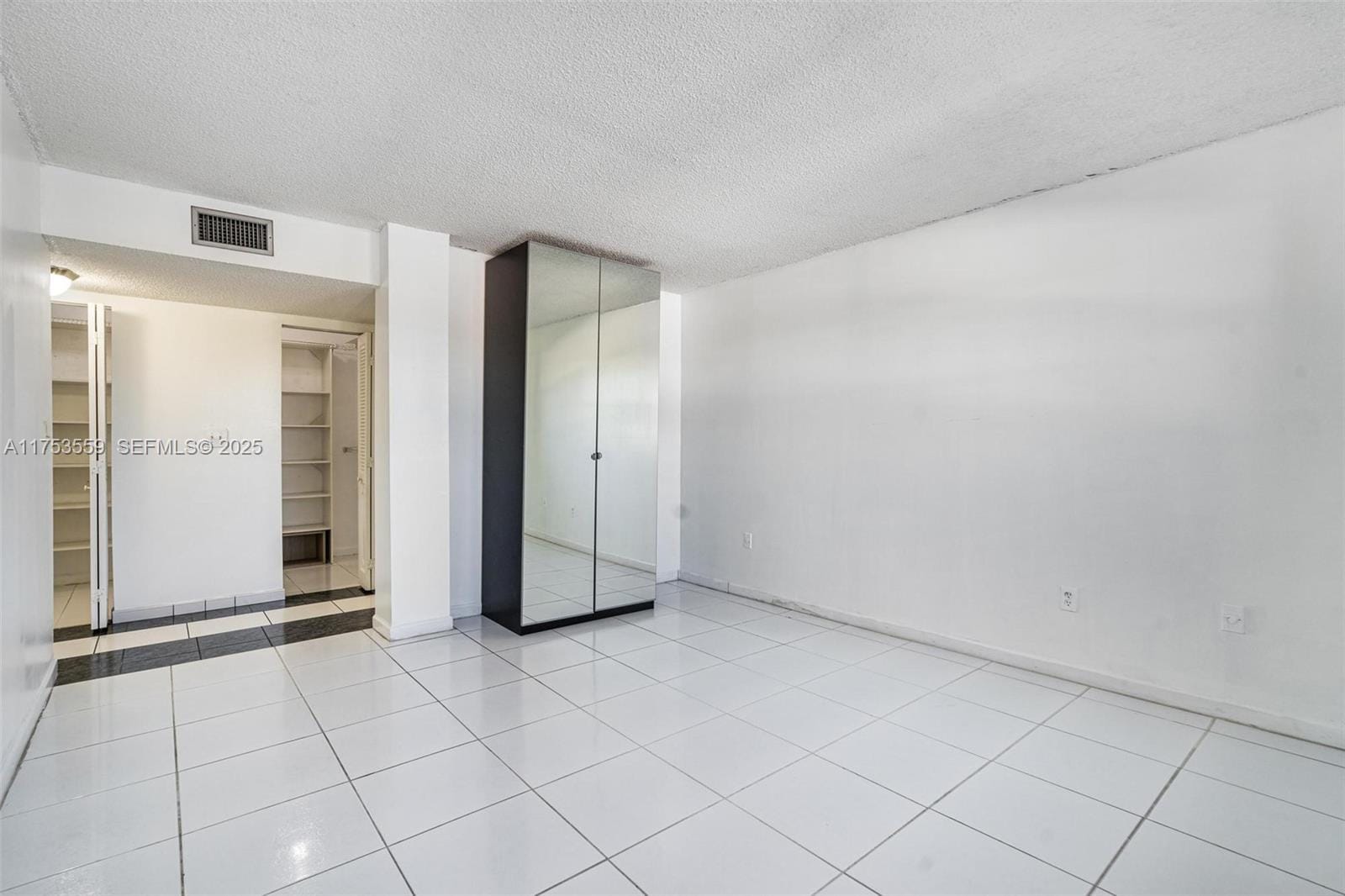 7300 Wayne Avenue 317, Miami Beach, FL 33141 photo 16