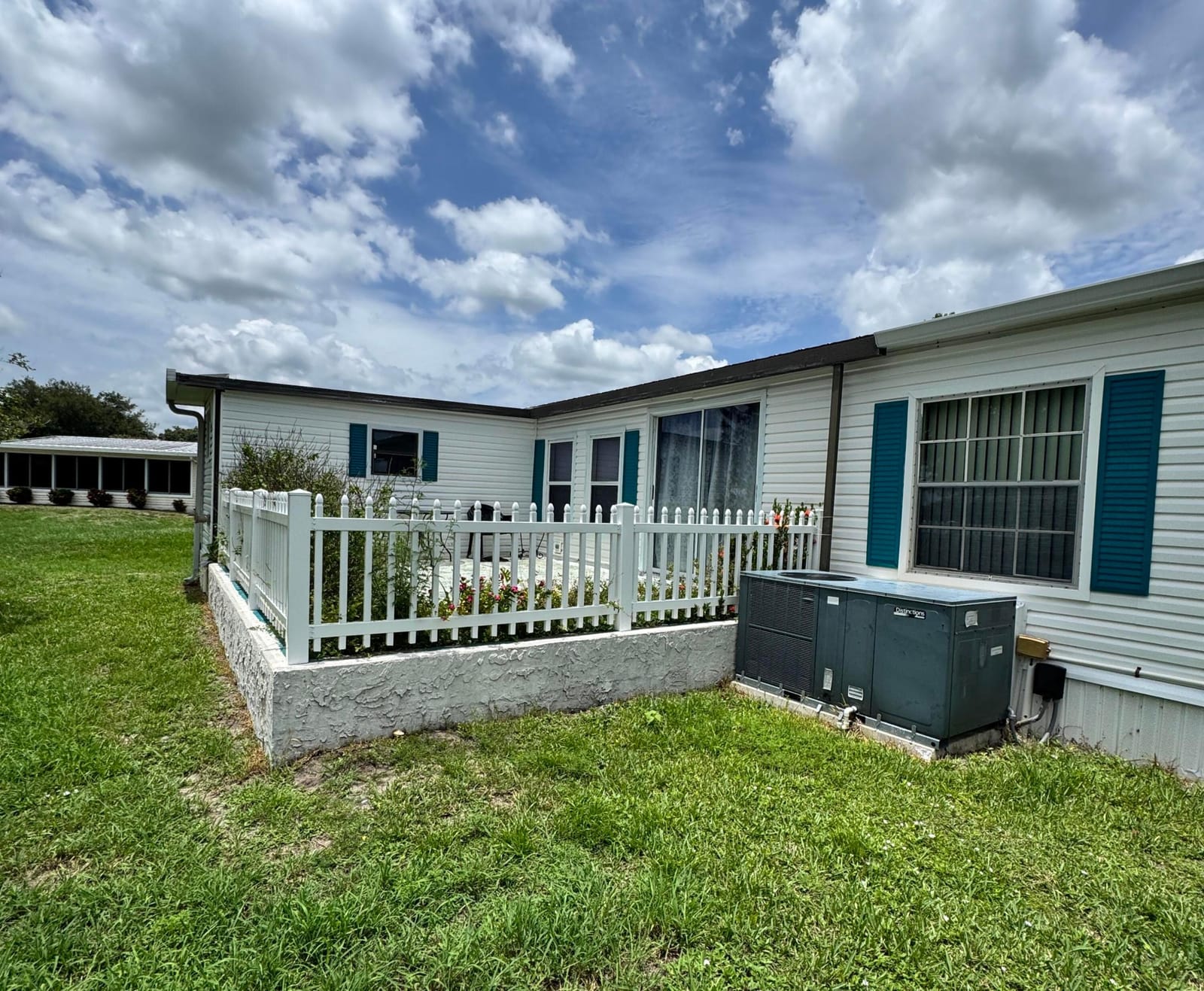 38 Villa Blanca — photo 8