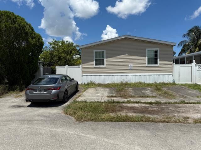 10139 Marlin Drive, Boca Raton, FL 33428