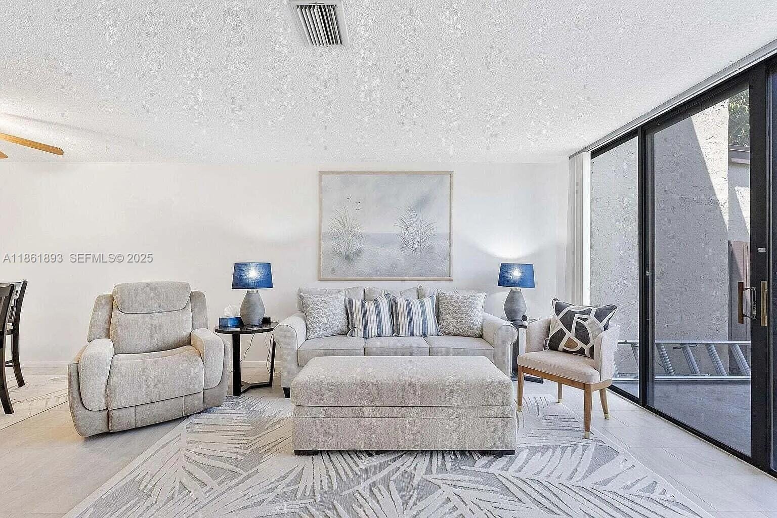 4575 S Carambola Circle S 27206 — photo 4