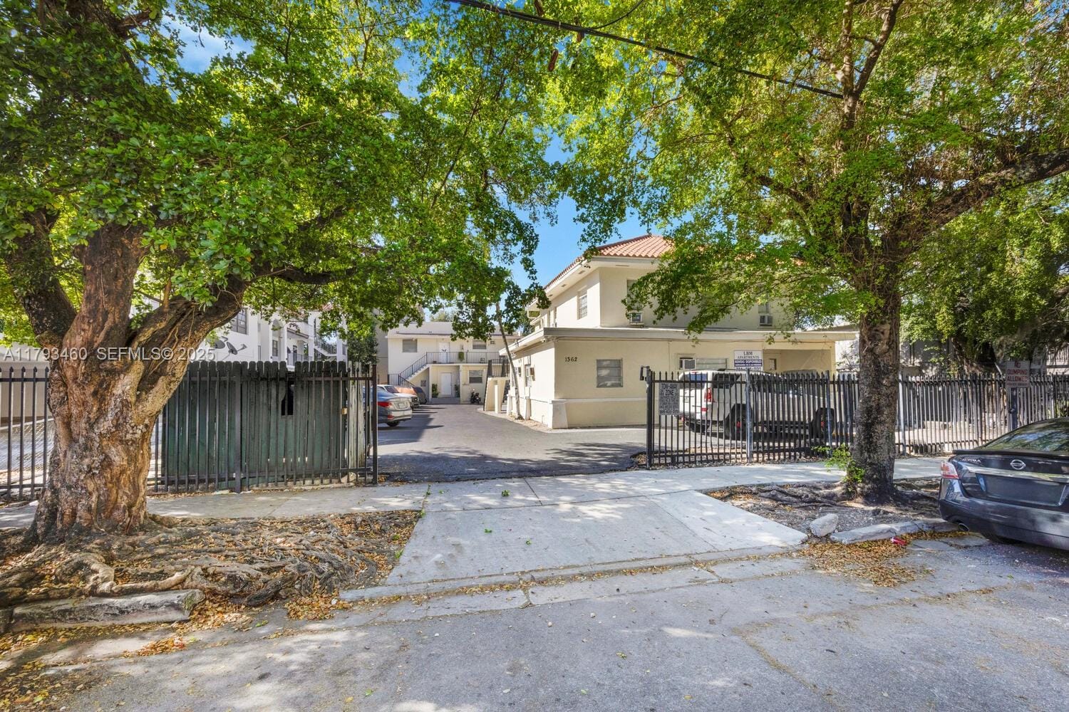 1362 SW 2nd Street, Miami, FL 33135 photo 3