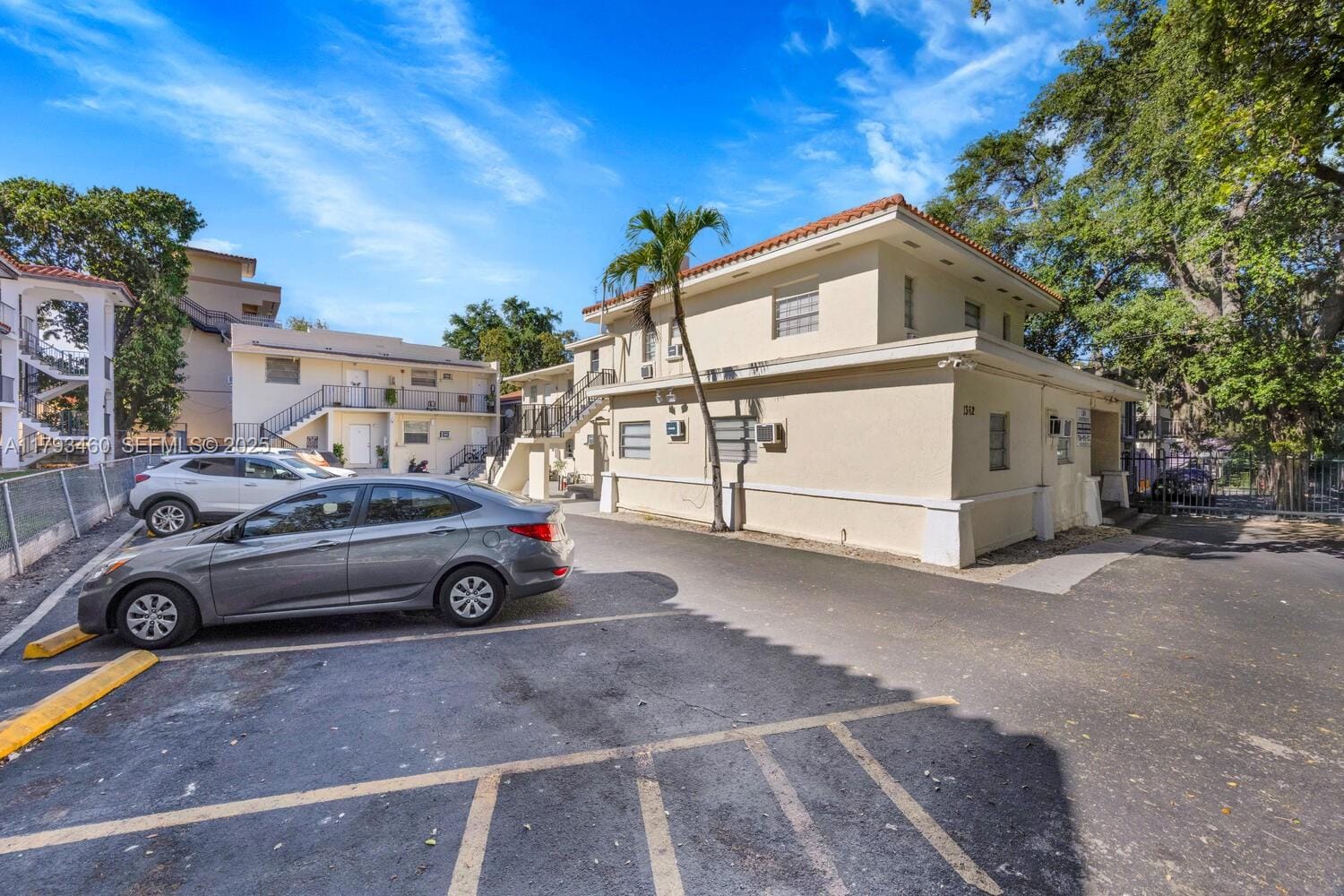 1362 SW 2nd Street, Miami, FL 33135 photo 8