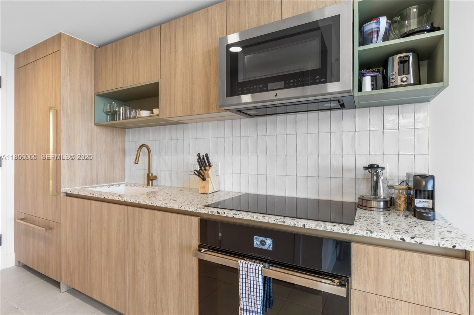 601 NE 1st Avenue 4607 — photo 9