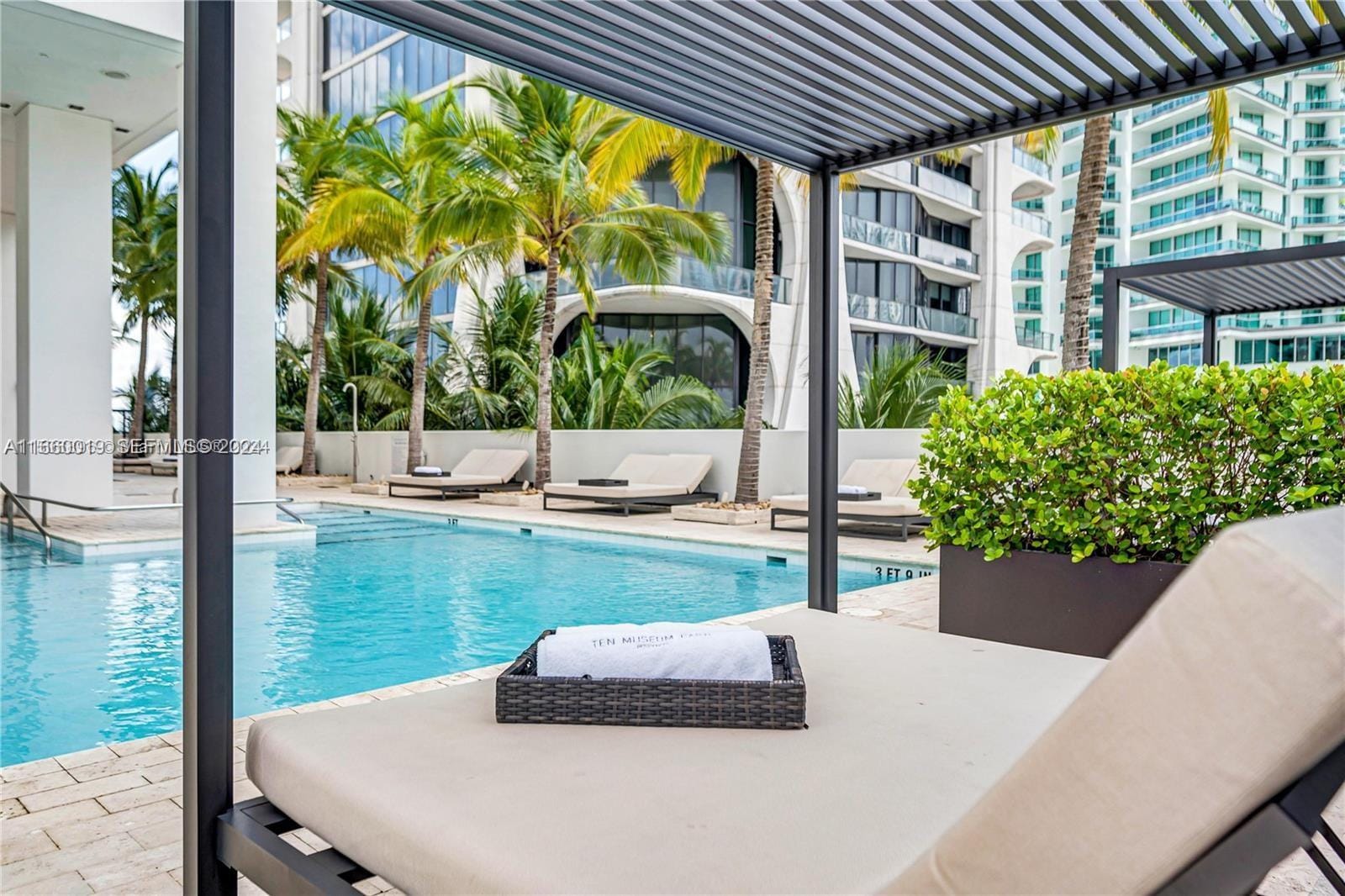 1040 Biscayne Boulevard 2607 — photo 11