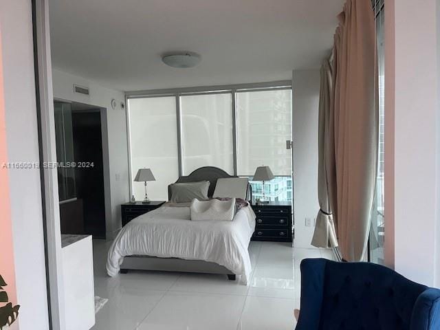 1040 Biscayne Boulevard 2607 — photo 3