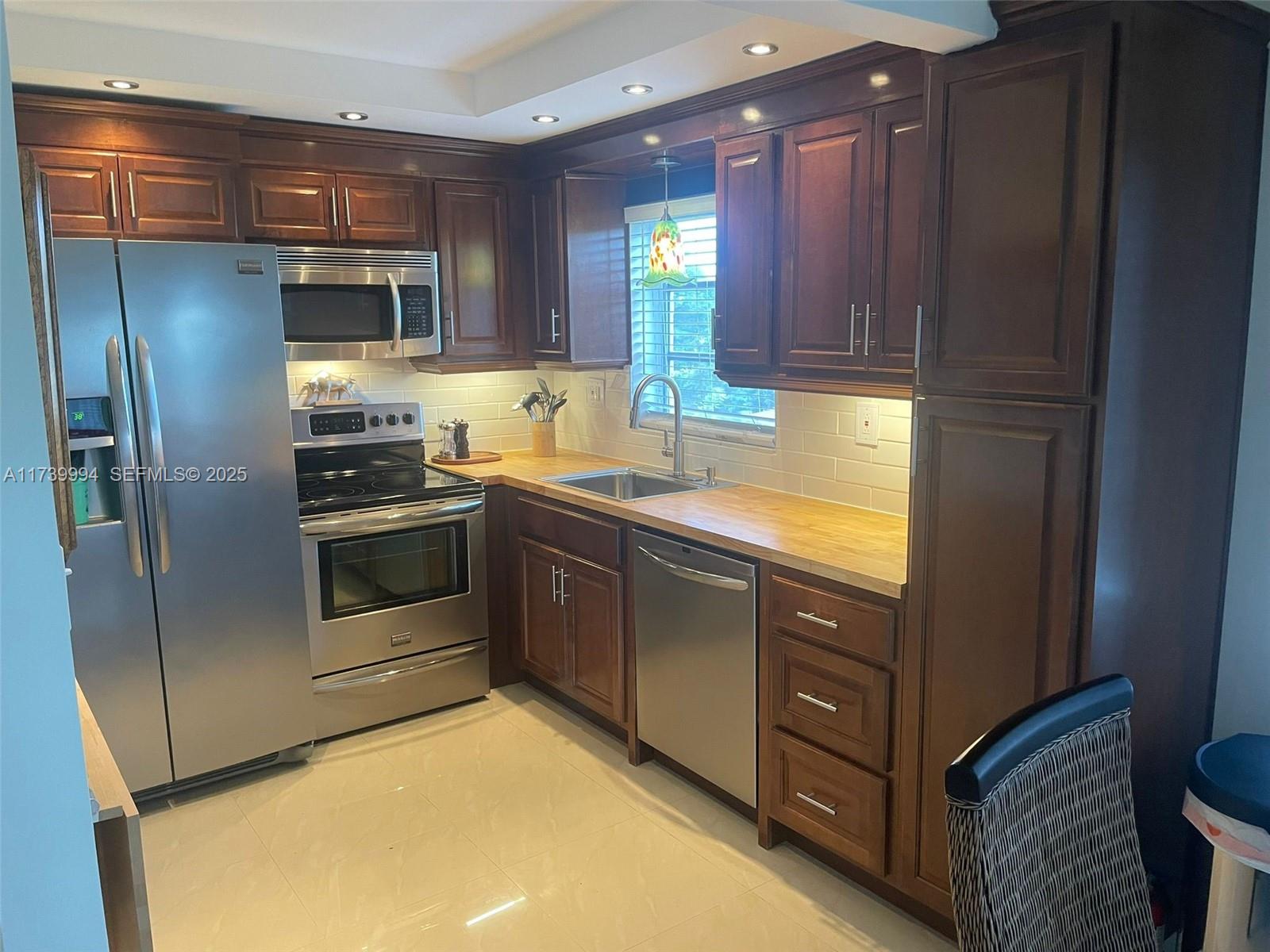 3050 E Sunrise Lakes Drive 324, Sunrise, FL 33322, Sunrise