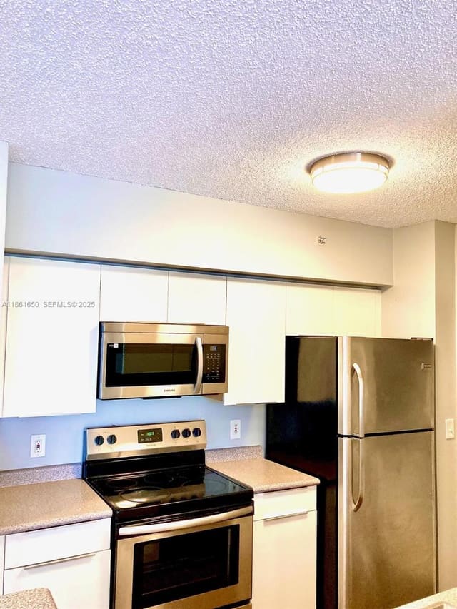 1919 Van Buren Street 321A, Hollywood, FL 33020
